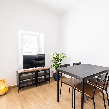 Serafim - Heart Of The Old Town Apartment